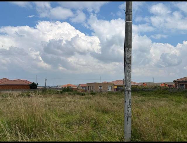 LAND FOR SALE IN WELGEDACHT